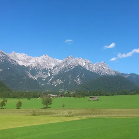 鲁伯特恩德茉莉豪瑟别墅公寓 公寓 皮尔河畔的圣乌尔里希